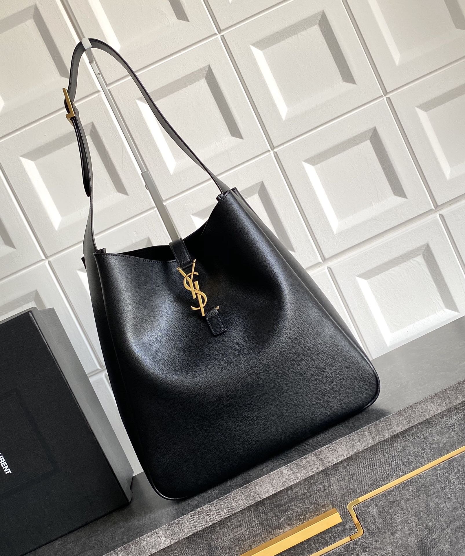YSL 753837-018890